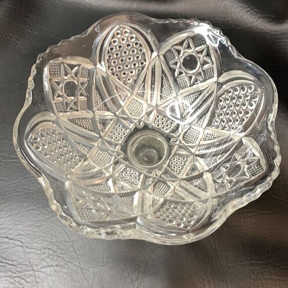 Cut Crystal Saw Tooth Edge Scalloped Wavy Rim Glass Serving Trinket Vanity Bowl - Picture 3 of 9